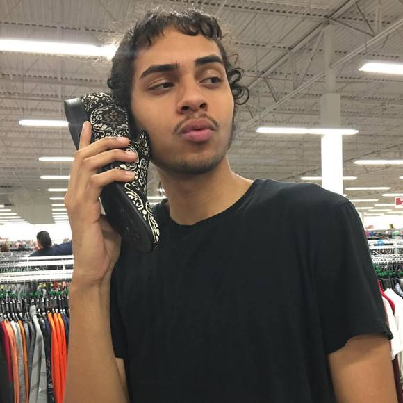 Meet your Posher, Cody - Picture 1 of 1